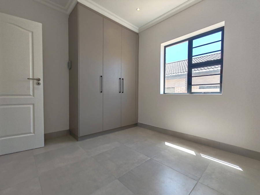 4 Bedroom Property for Sale in Kamma Heights Eastern Cape